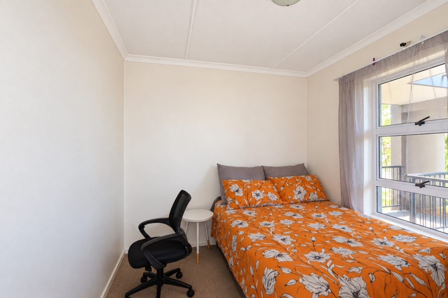To Let 2 Bedroom Property for Rent in Buh Rein Estate Western Cape